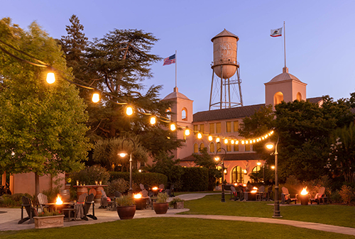 Fairmont Sonoma lawn